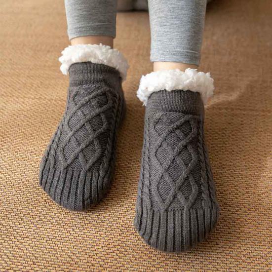 Couple Socks Fashion Pattern Keep Warm Washable Non Slip Knitting Floor Socks for Home