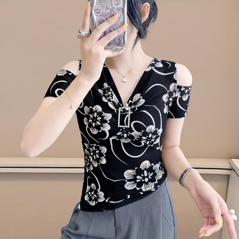 Летняя женская футболка с принтом цветов, с открытыми плечами, сексуальная, с V-образным вырезом, топы с горячими бриллиантами, шикарная, с коротким рукавом, модная блузка