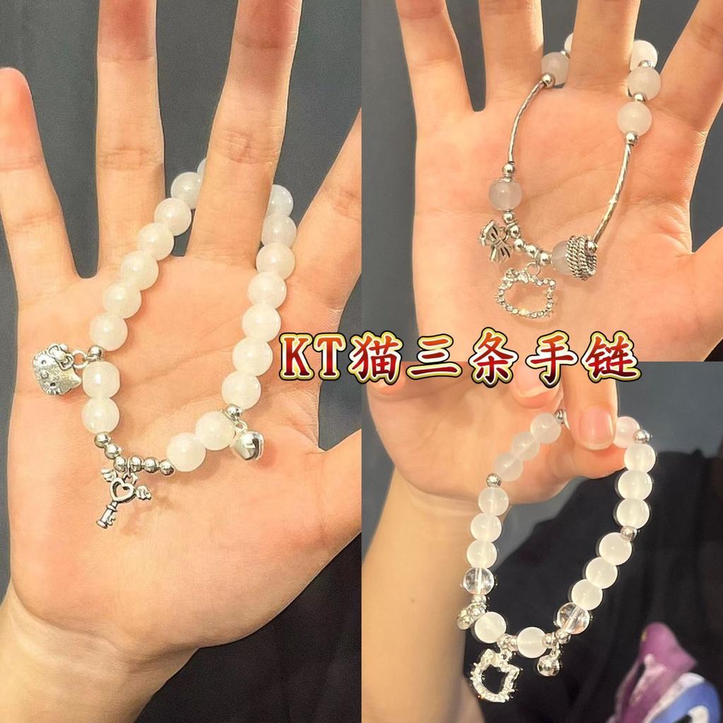 Очаровательный браслет-шарм с кошечкой Китти в форме сердца и бантиком. Идеальный подарок для друзей и подруг.