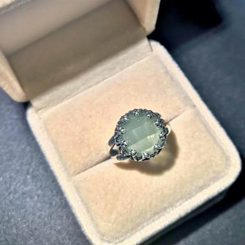 Модный ретро-перстень из старинного серебра для женщин, светло-зеленый кристалл, циркон, сплав, простой, собирающий свет, легкая роскошь, высокое чувство