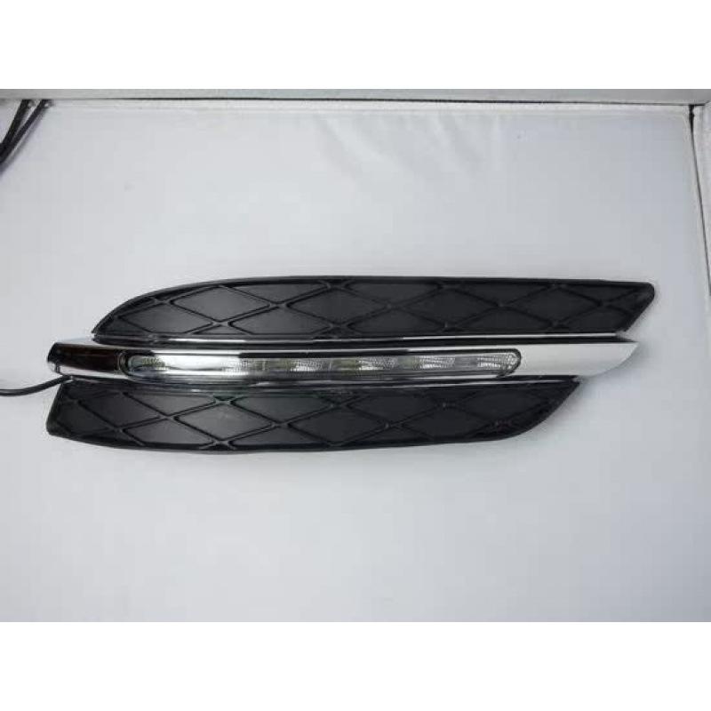 Светодиодные дневные ходовые огни для Mercedes B-Class W245 (B150/B170/B180/B200)