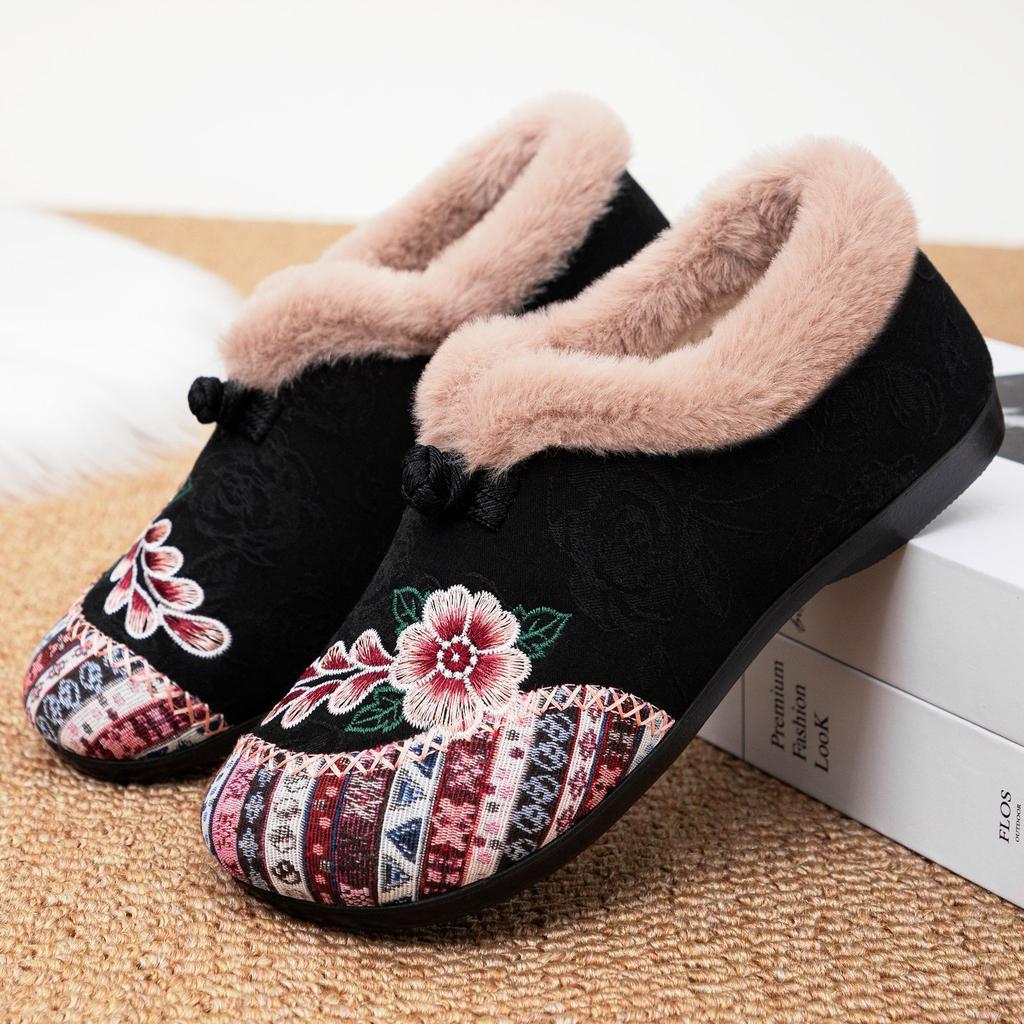 Cotton Shoes Women's Snow Boots Plus Size Embroidered Boots Fashion Women's Boots Fleece Thickened Cotton Boots