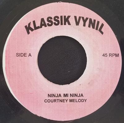 7-дюймовая пластинка COURTNEY MELODY - Ninja Mi Ninja NONE Klassik Vynil Ямайка Регги, Ска и Даб Б/У
