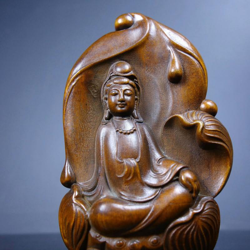 Chinese Boxwood Wood Carving Exquisite Kwan-yin Buddha Statue Ornament Art