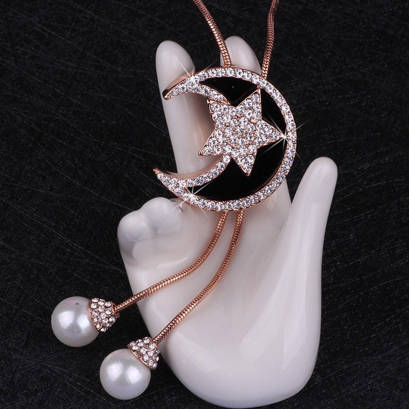 Fashionable Japanese Star and Moon Tassel Long Fashion Accessories Pendant Necklace
