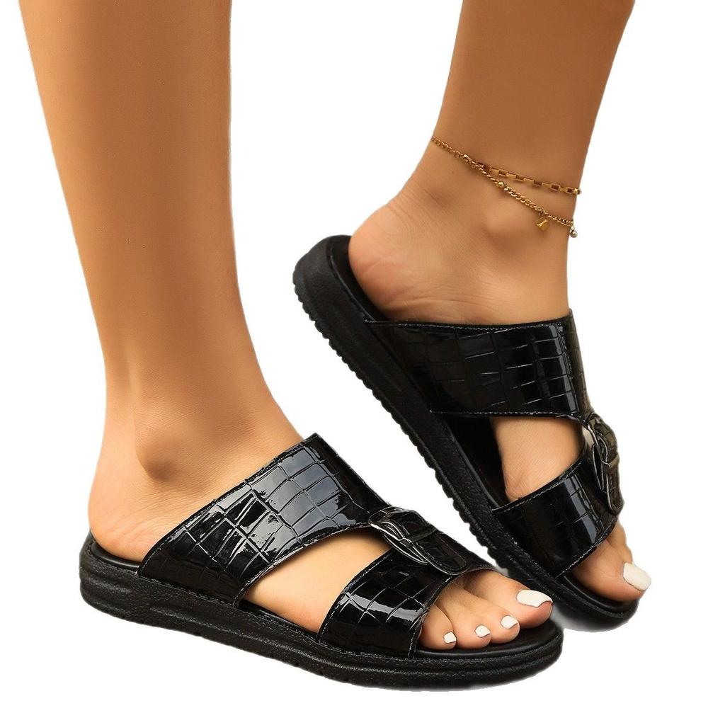 Casual Slippers Women's New Summer Fashion Outer Wear Seaside Beach Sandals Belt Buckle One-word Slippers