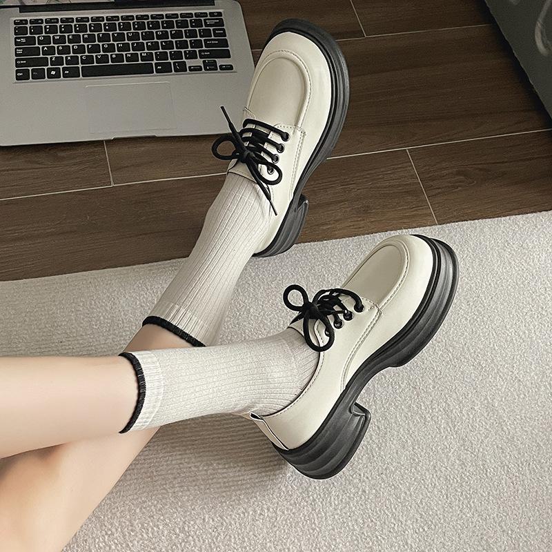 Небольшие кожаные туфли, женские в британском стиле, универсальные на весну и осень, с толстой подошвой и студенческим галстуком в японском стиле, винтажные одинарные туфли.