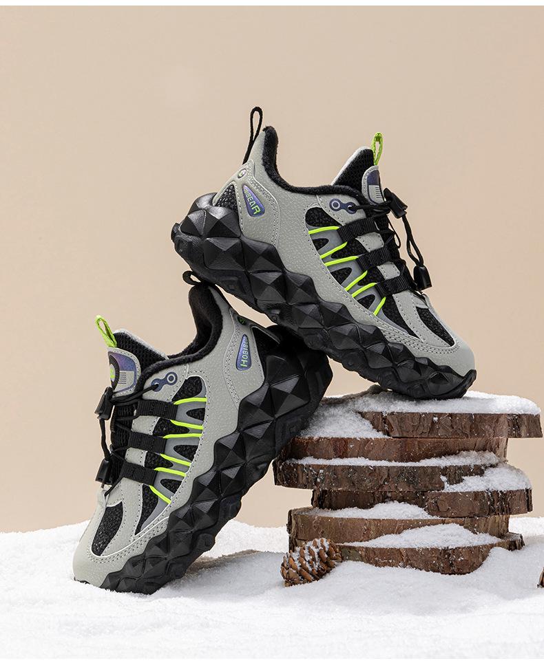 Happy Bear Plush-Lined Boys' Winter Cotton Sports Shoes - Lightweight, Cold-Resistant, Two-Layer Outdoor Running Shoes