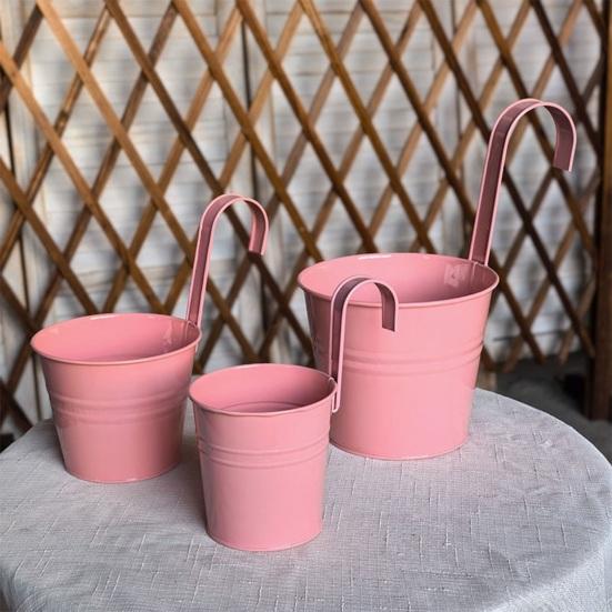 Hanging Metal Planter Flowerpot with Detachable Hook Drain Hole Railing Plant Pot for Balcony Garden