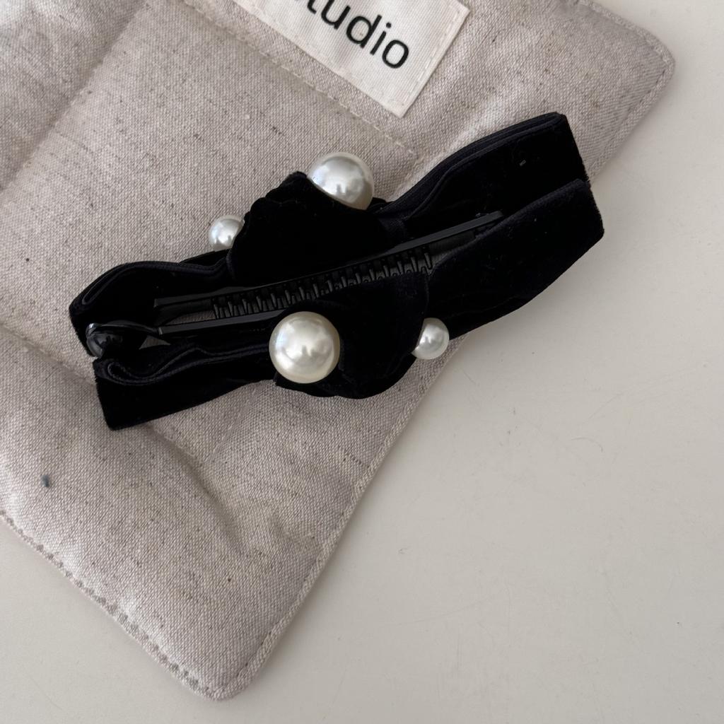 Французская ретро бархатная заколка-банан с жемчужным бантом, осенне-зимний элегантный и стильный аксессуар для волос