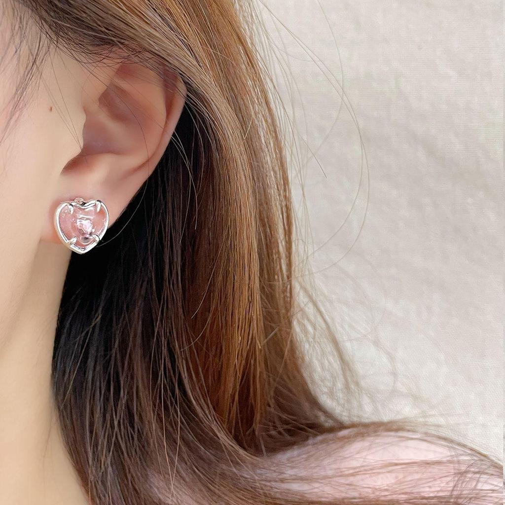 Изысканные серьги цвета розовой вишни и персика с серебряной иглой — нишевый дизайн и девчачье очарование