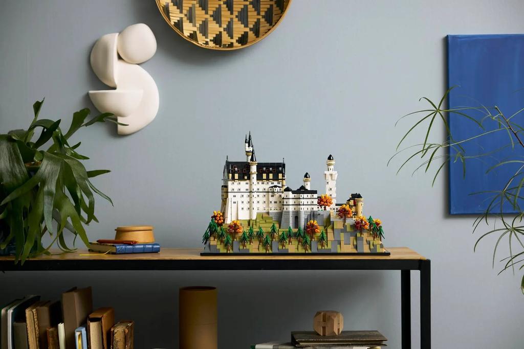 Lego Architecture 21063 - Neuschwanstein Castle