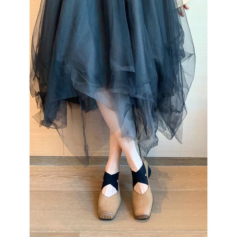 Туфли UMA квадратный носок полированные ретро перекрестный ремешок коровья кожа толстый каблук одинарные туфли весна