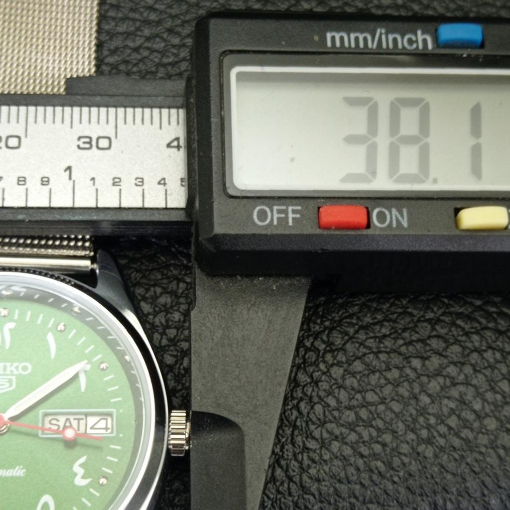 VINTAGE REFURBISHED SEIKO 5 AUTOMATIC 6309A JAPAN MENS GREEN WATCH a441178-4