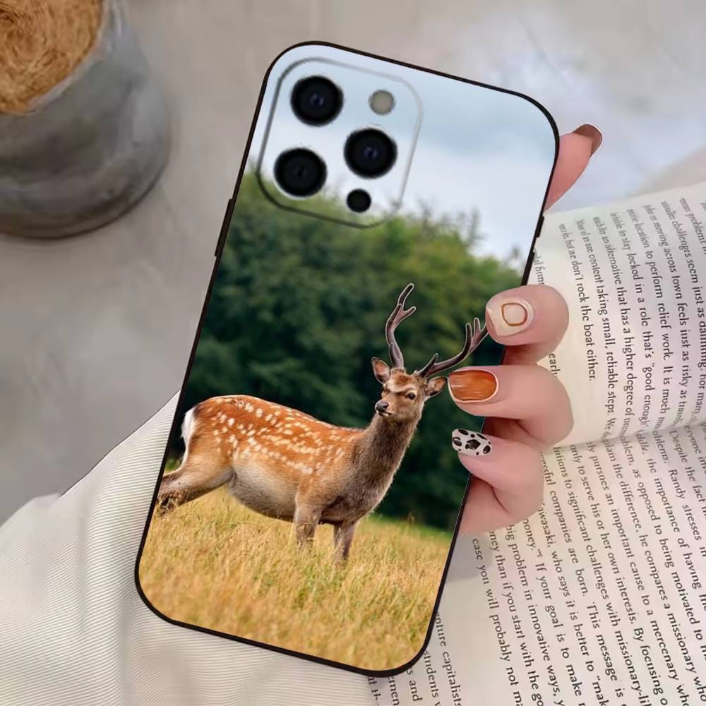 Иллюстрация Sika D-Deer Чехол для телефона для iPhone 17,16,15,14,13,12,11 Plus,Pro Max,XS,Мягкий силиконовый черный чехол