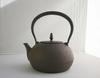 Чайник Ikenaga Iron Works Iron Kettle Nambu Ironware Kettle Fire Compatible Iron Replenishment Shade Sakura Pattern Brown Made in Japan 1.2L IH/Gas
