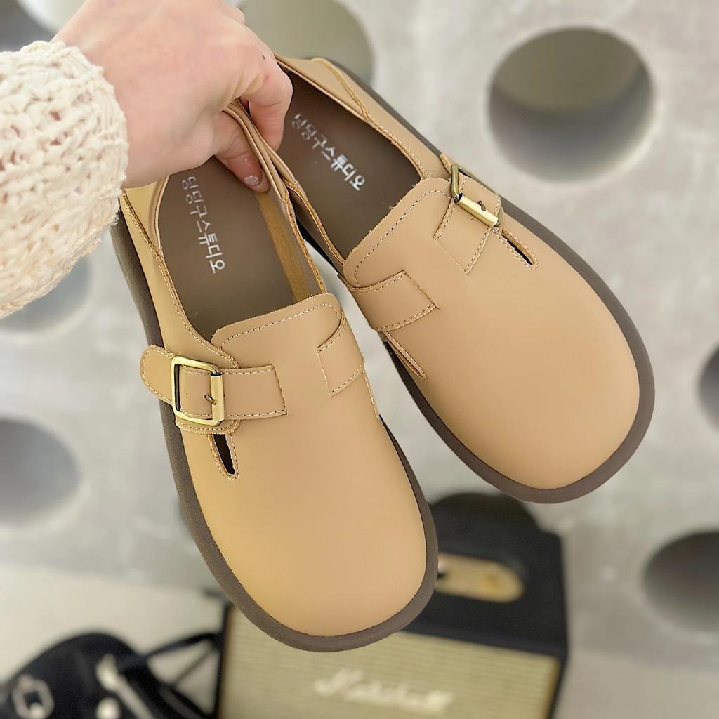 Fashion Spring Women's Leather Shoes English Style Loafers Fashion Round Head Center Heel Metal Design Large Size