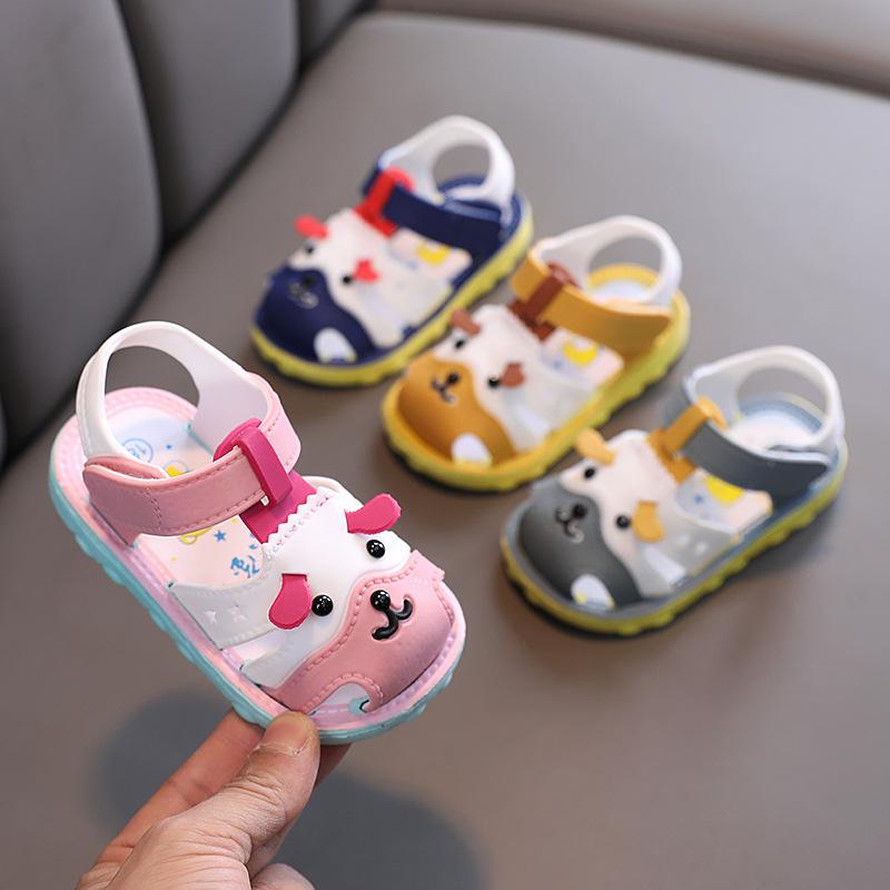 Обувь для девочек Zapatos Niña 2024 года, летние новые сандалии для малышей, прогулочная обувь с мягкой подошвой, нескользящая детская обувь, сандалии для мальчиков и девочек