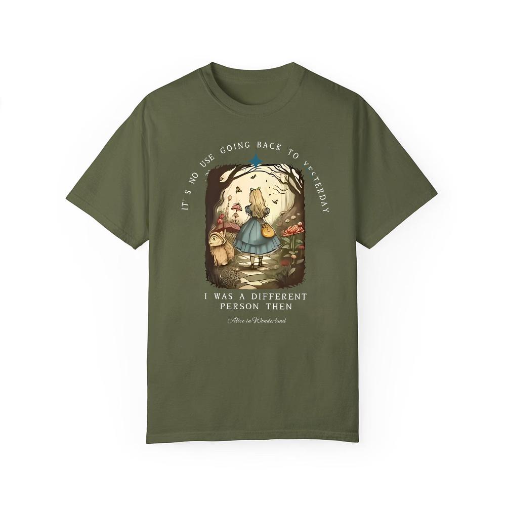 Vintage Alice Alice in Wonderland Shirt Dark Academia Bookish Things Alice in Wonderland Literary Shirt Unisex Top Streetwear