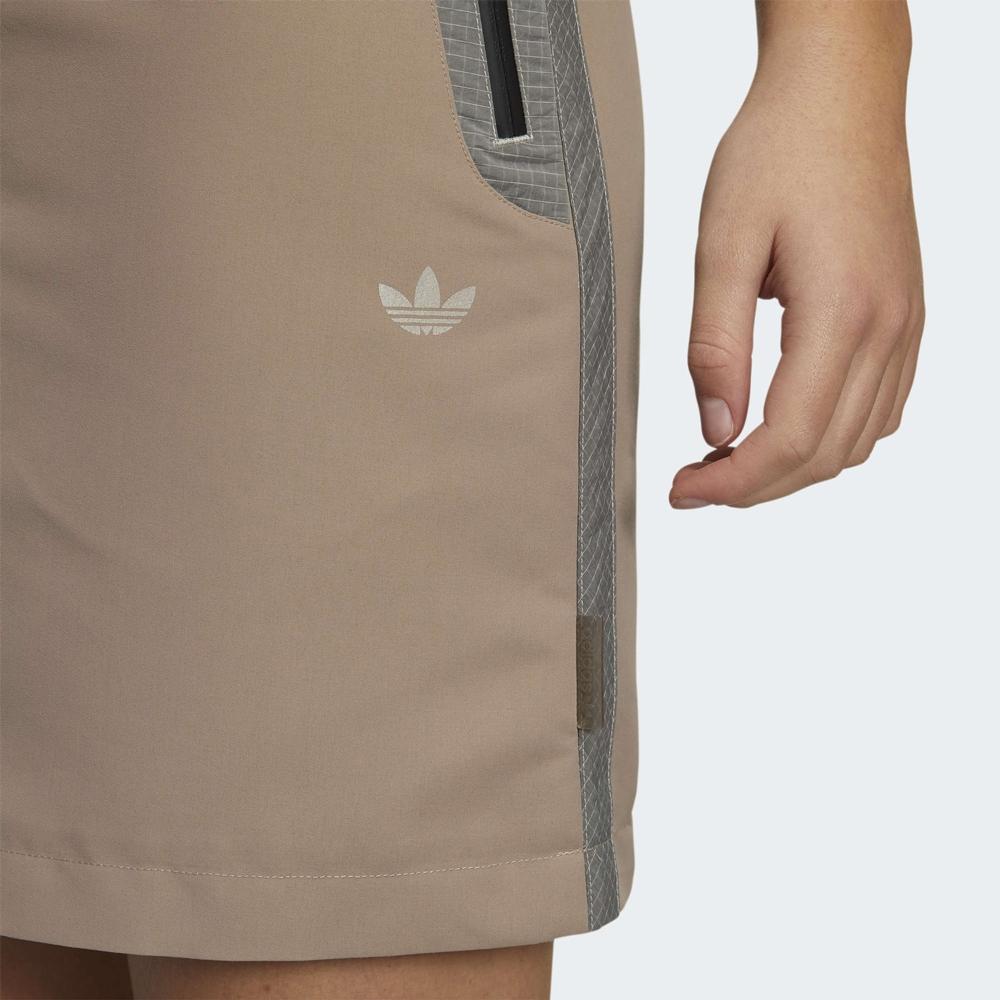 adidas Оригинальная спортивная юбка однотонного цвета с несколькими карманами Женские юбки Коричневый HE6592