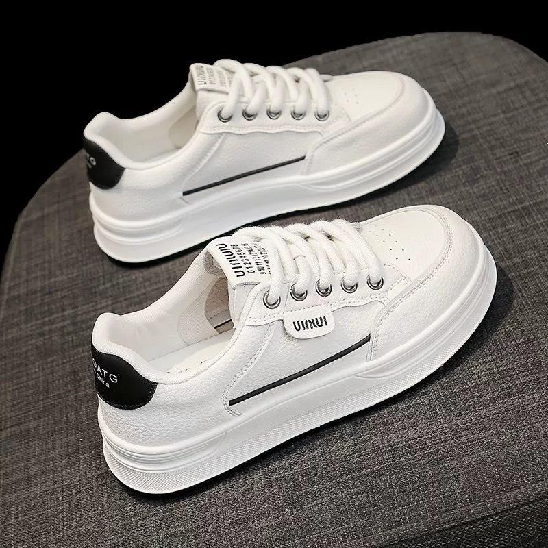 Platform women's 2026 spring new board shoes ins versatile feet small super fire sports casual shoes spring