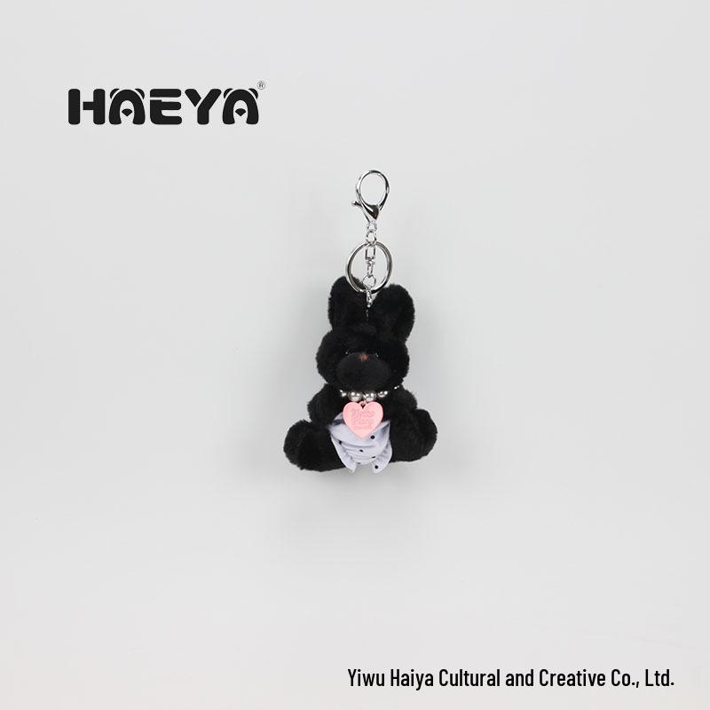 Корейский брелок Черный Кролик из Донгдамуна и Жемчужное Сердце Ожерелье с Треугольными Трусиками - Милый Подарок для Пары