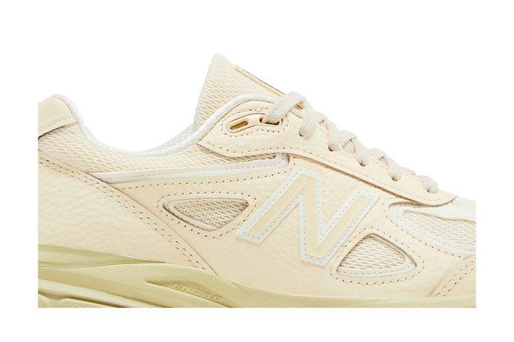 New Balance 990v4 Сделано в США Макадамия