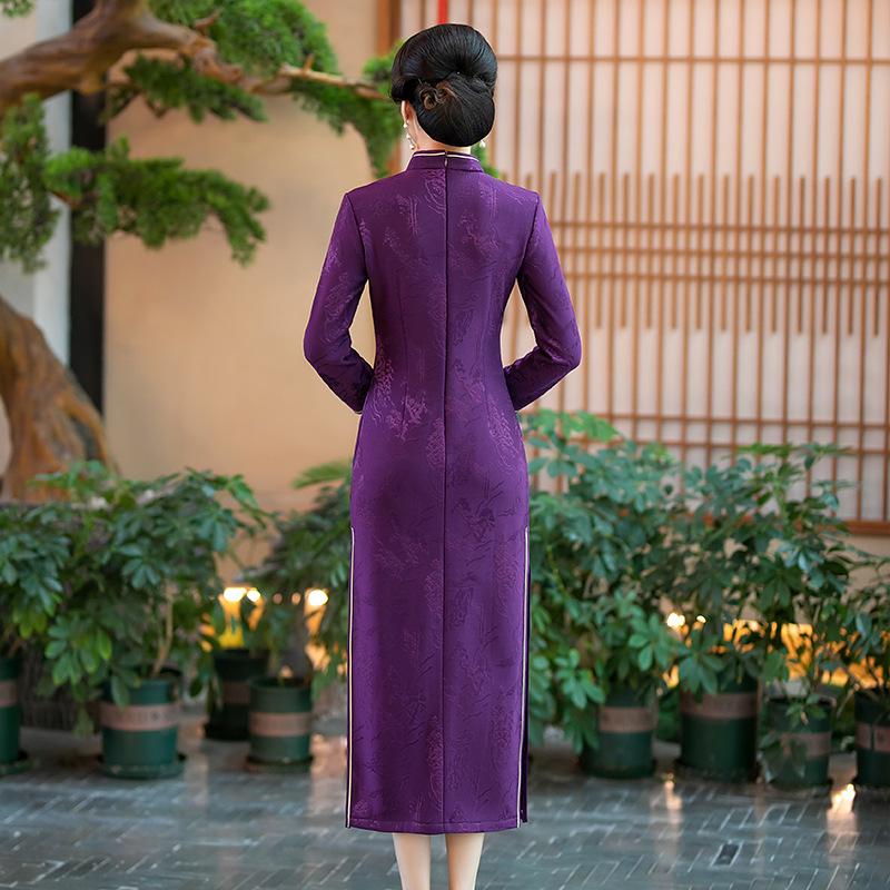 Autumn and winter new velvet thickened long cheongsam mother dress Xi mother-in-law return home slim wedding dress dress