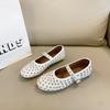 Осенние новые туфли на плоской подошве, женские модные туфли с круглым носком, неглубоким горлом, стразами, заклепками, мягкой подошвой, нескользящие низкие туфли