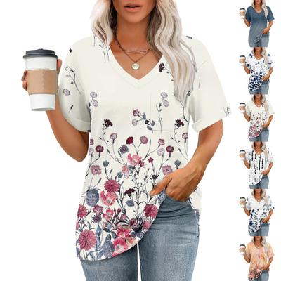 Футболка с коротким рукавом и V-образным вырезом с принтом растений