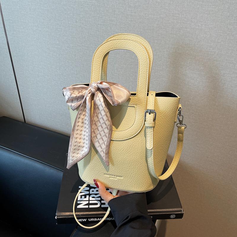 Premium Sense Simple and Versatile Niche Handbag Women's Summer New Lychee Pattern Crossbody Bucket Bag