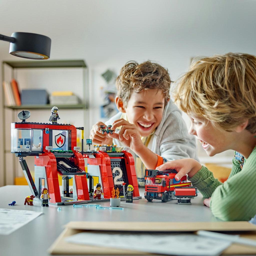 Пожарная станция и пожарная машина LEGO City 60414 Игрушка для мальчиков и девочек