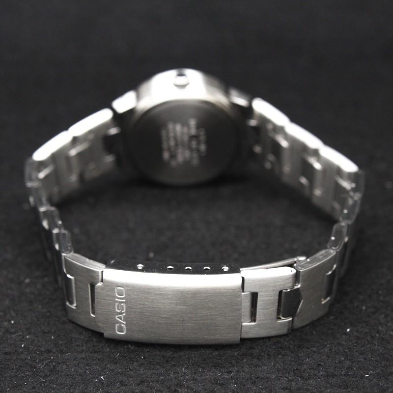 Casio Женские часы стандартной серии Черные LTP-1241D-1A LTP-1241D-1A