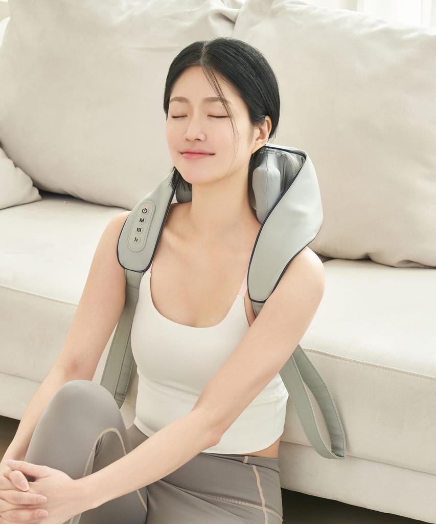 Neck & Shoulder Healing Care / Hands-free Heated Neck & Shoulder Massager