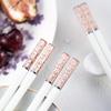 Подарочный набор палочек для еды на тему сакуры, 5 пар (24см) с декоративной подставкой, высококачественный сплав, гладкая отделка и удобный