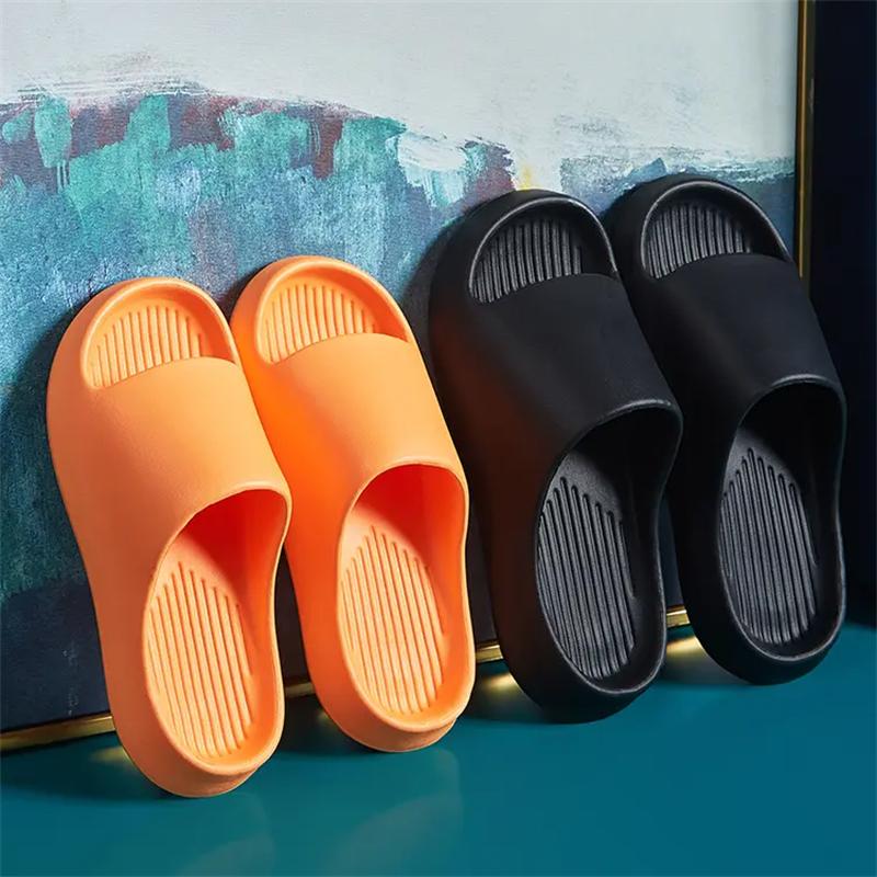 Летние мужские и женские классические сандалии Модные повседневные нескользящие пляжные сандалии Домашние тапочки для ванной Парная обувь