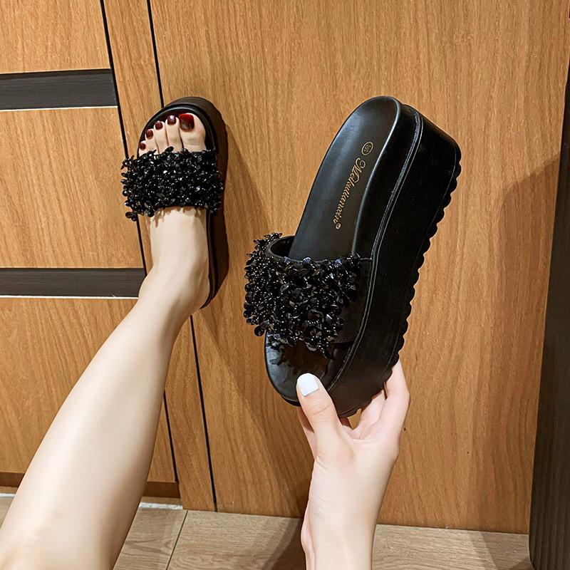 Маффиновые летние женские сандалии на толстой подошве, однословные, нескользящие, с мягкой подошвой, новинка 2025 года, женские пляжные шлепанцы с открытым носком