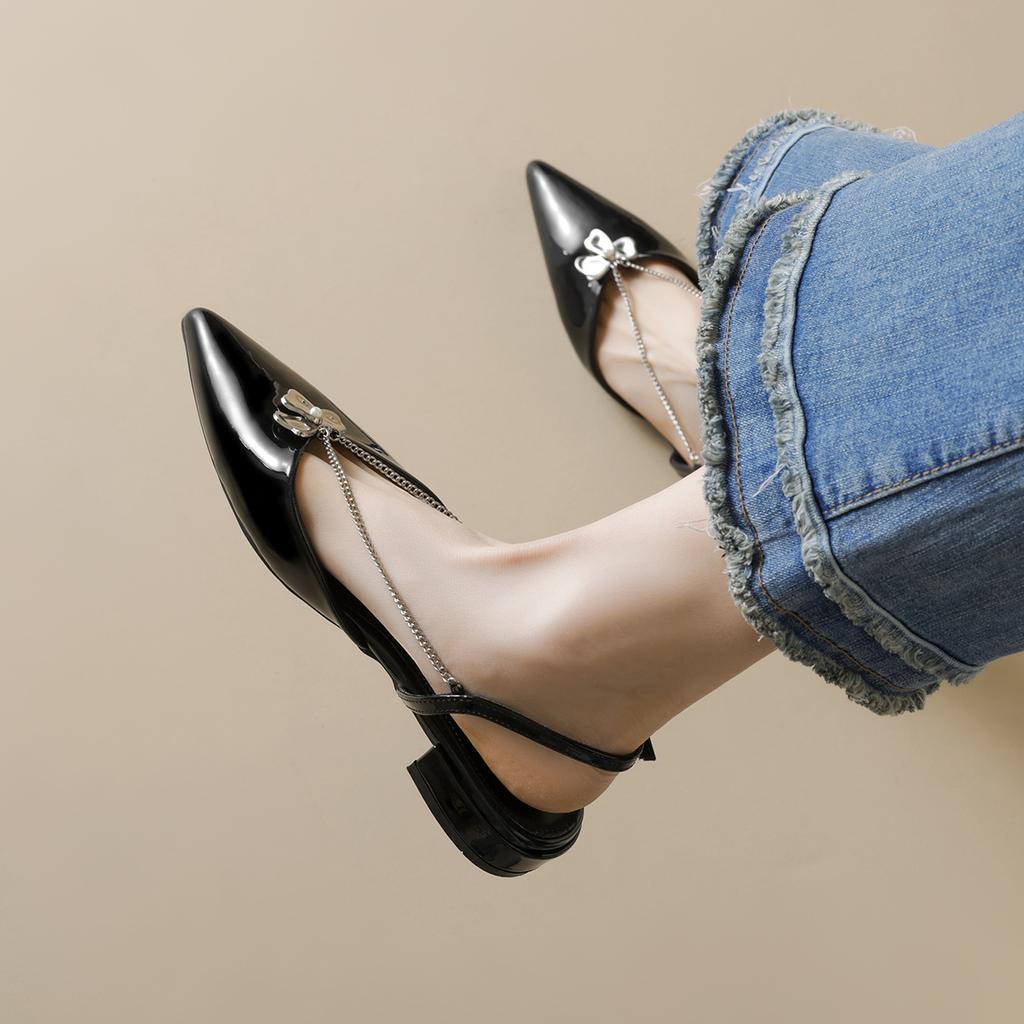 Босоножки Баотоу женские плоские цепочка с юбкой темпераментные остроносые одинарные туфли