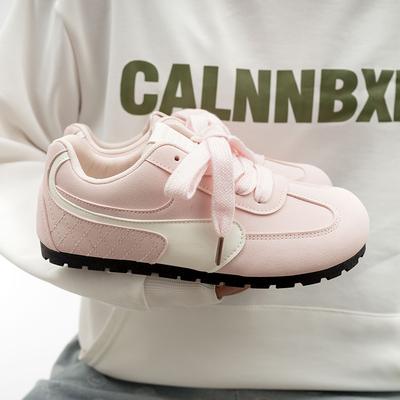 Женские повседневные белые кроссовки с круглым носком 2025 Лето Новые Стильные Немецкие Тренировочные Туфли Легкая Мягкая Подошва Универсальные Слипоны