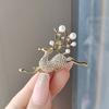 Female High-End Pearl Rhinestone Deer Brooch Anti-Light Versatile Sweater Jacket Animal Pin Christmas Corsage Accessories