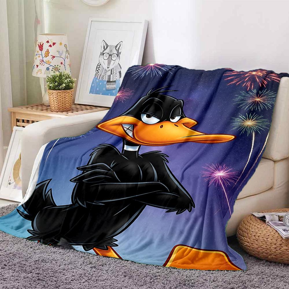 1pc Daffy Duck Flannel Throw Blanket Soft, Warm & Cozy for Couch, Bed, Office, and Travel Versatile All Season Gift, Christmas present