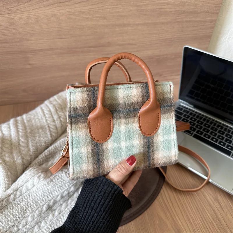 Женская шерстяная клетчатая сумка через плечо, маленькая квадратная сумка через плечо, высококачественная сумка через подмышку