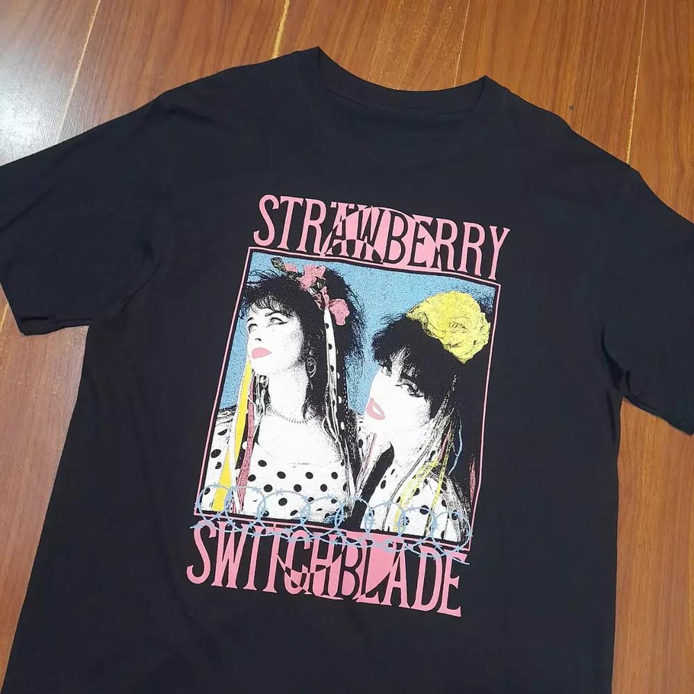 STRAWBERRY SWITCHBLADE Подарок для фаната Черная футболка Полный размер S-5XL Унисекс футболка