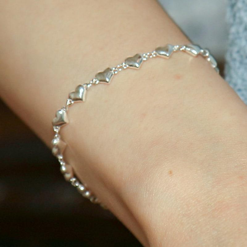 UNI.J Серебряный браслет «Тяжелое сердце» Ib322