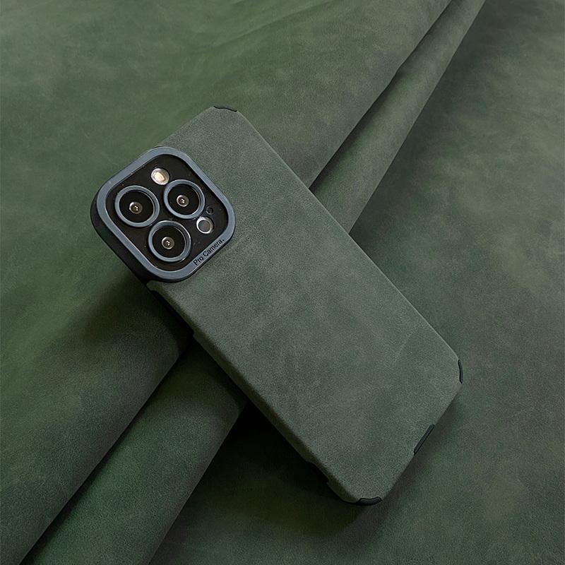 Чехол из замшевой плюшевой кожи для iPhone 16 15 14 Pro 13 12 11 Pro Max XR XS X 7 8 Plus SE 2022, роскошный силиконовый противоударный защитный чехол для объектива