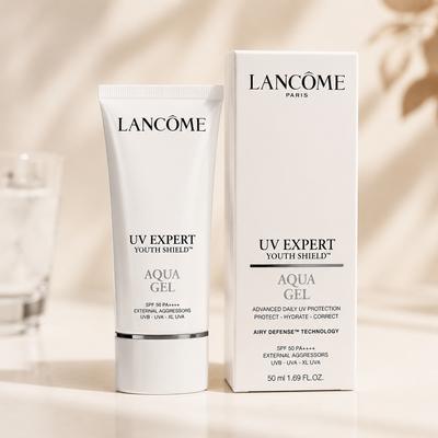 Lancôme UV Expert Super Fluid SPF50+ PA++++ 50 мл Легкий Солнцезащитный Крем для Лица Блок от Солнца Увлажняющая База под Макияж