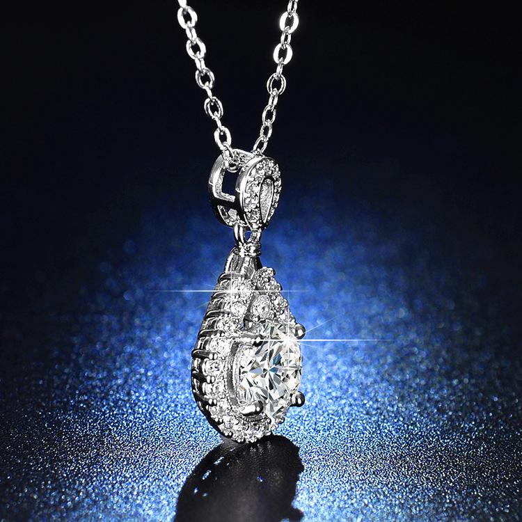 Simulation Moissanite Necklace, Water Drop Pendant, Fashion Pendant, Simple Collarbone Chain.