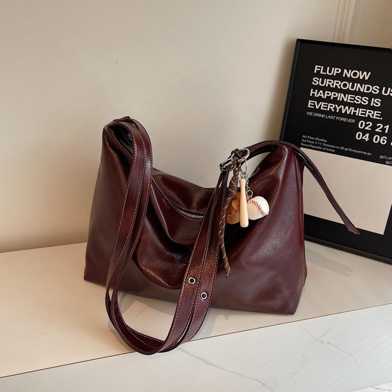 Ielgy Ladies Large-Capacity Glossy Tote Bag High-End Texture Soft Commuter One-Shoulder