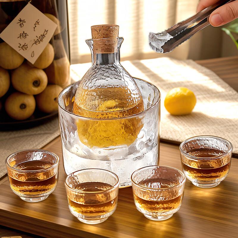 CLITON Japanese Hammered Glass Sake & Wine Serving Set