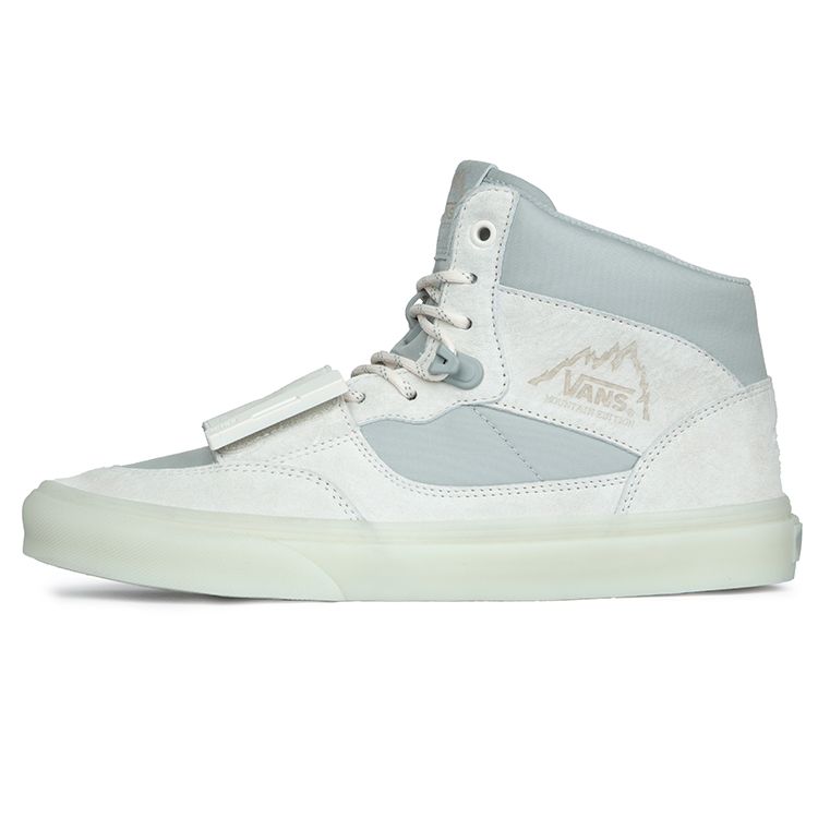 Vans Mountain Edition C2H4 Nightwalker Unisex Sneakers Tofu Pigeon VN0A3TKG627